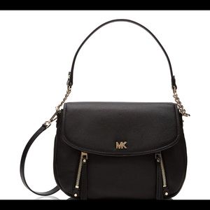 Michael Kors black purse (Evie)